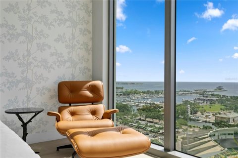 Condominio en venta en Saint Petersburg, Florida, 3 dormitorios, 251.95 m2 № 1784776 - foto 28