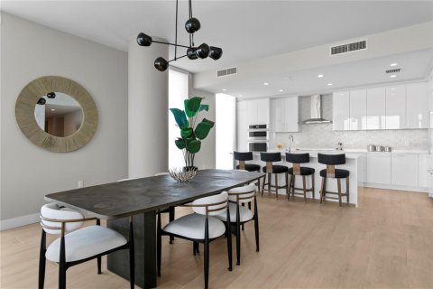 Condominio en venta en Saint Petersburg, Florida, 3 dormitorios, 251.95 m2 № 1784776 - foto 17