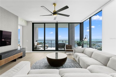 Condominio en venta en Saint Petersburg, Florida, 3 dormitorios, 251.95 m2 № 1784776 - foto 23