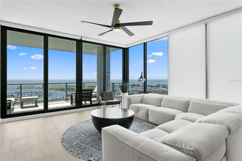 Condominio en venta en Saint Petersburg, Florida, 3 dormitorios, 251.95 m2 № 1784776 - foto 11