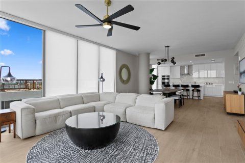 Condominio en venta en Saint Petersburg, Florida, 3 dormitorios, 251.95 m2 № 1784776 - foto 12