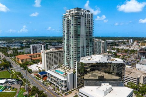 Condominio en venta en Saint Petersburg, Florida, 3 dormitorios, 251.95 m2 № 1784776 - foto 2