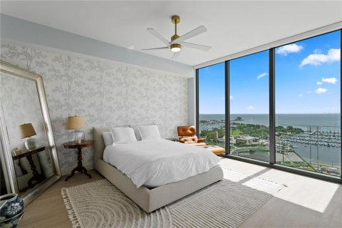 Condominio en venta en Saint Petersburg, Florida, 3 dormitorios, 251.95 m2 № 1784776 - foto 25