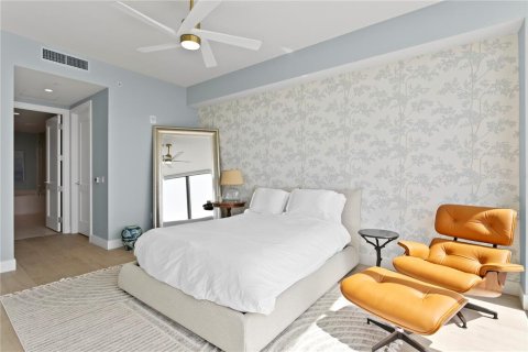 Condominio en venta en Saint Petersburg, Florida, 3 dormitorios, 251.95 m2 № 1784776 - foto 29