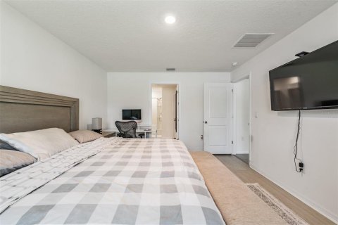 Casa en venta en Spring Hill, Florida, 4 dormitorios, 170.01 m2 № 1648165 - foto 12