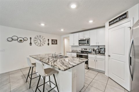 Casa en venta en Spring Hill, Florida, 4 dormitorios, 170.01 m2 № 1648165 - foto 8