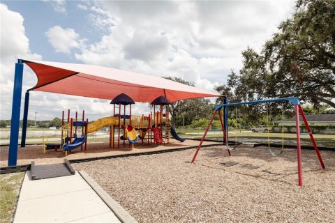 Propiedad comercial en venta en Orlando, Florida, 664.07 m2 № 2115315 - foto 13