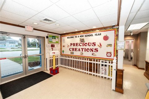 Propiedad comercial en venta en Orlando, Florida, 664.07 m2 № 2115315 - foto 21