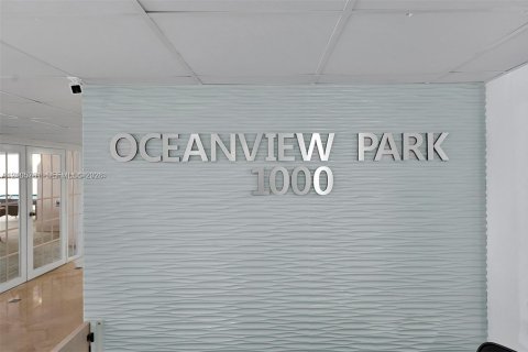 Condo à Hallandale Beach, Floride, 2 chambres  № 2422037