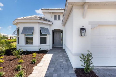 House in Sarasota, Florida 3 bedrooms, 211.35 sq.m. № 1417292 - photo 13