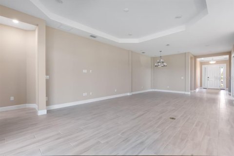 House in Sarasota, Florida 3 bedrooms, 211.35 sq.m. № 1417292 - photo 18