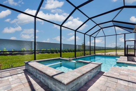 House in Sarasota, Florida 3 bedrooms, 211.35 sq.m. № 1417292 - photo 7