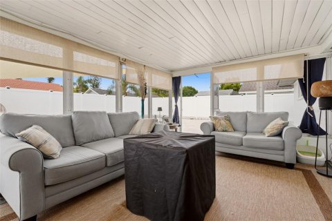House in Bradenton, Florida 3 bedrooms, 138.98 sq.m. № 2236413 - photo 20