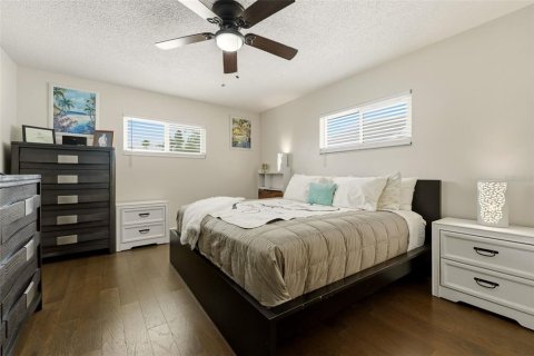 House in Bradenton, Florida 3 bedrooms, 138.98 sq.m. № 2236413 - photo 22