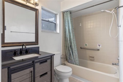 Casa en venta en Kissimmee, Florida, 3 dormitorios, 119.1 m2 № 1772993 - foto 21
