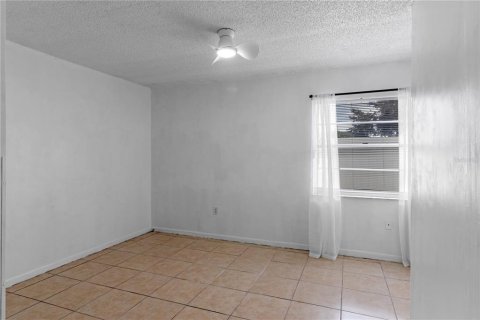 Casa en venta en Kissimmee, Florida, 3 dormitorios, 119.1 m2 № 1772993 - foto 17