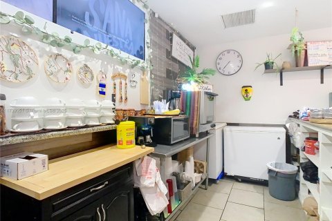 Купить коммерческую недвижимость в Тампа, Флорида № 1709638 - фото 18