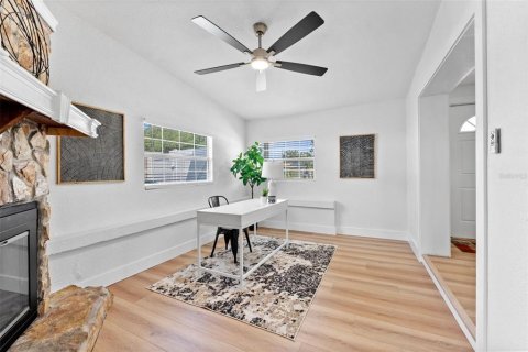 Casa en venta en Largo, Florida, 5 dormitorios, 246.38 m2 № 2325165 - foto 13