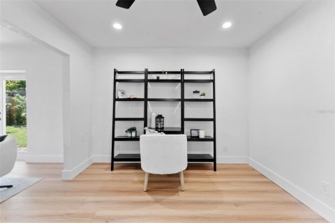 Casa en venta en Largo, Florida, 5 dormitorios, 246.38 m2 № 2325165 - foto 22