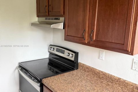 Купить коммерческую недвижимость в Бискейн-Парк, Флорида 151.06м2, № 2048140 - фото 20