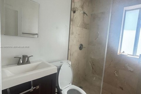 Купить коммерческую недвижимость в Бискейн-Парк, Флорида 151.06м2, № 2048140 - фото 12