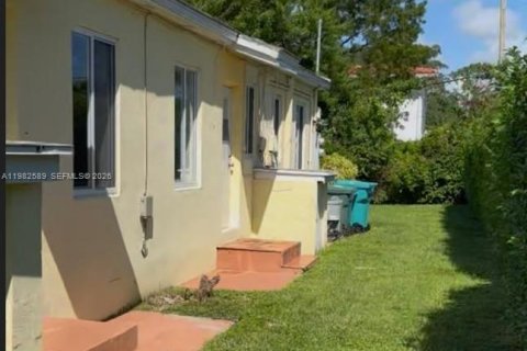 Купить коммерческую недвижимость в Бискейн-Парк, Флорида 151.06м2, № 2048140 - фото 7