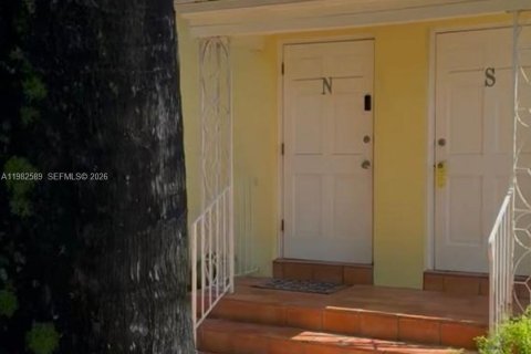 Купить коммерческую недвижимость в Бискейн-Парк, Флорида 151.06м2, № 2048140 - фото 5