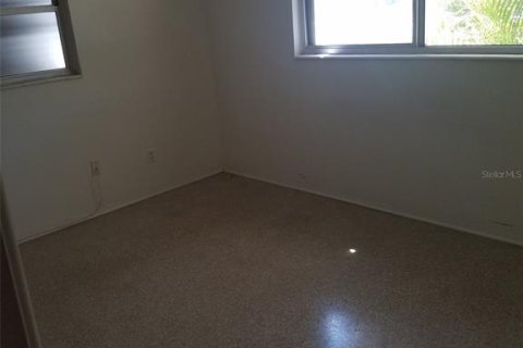 Casa en alquiler en Saint Petersburg, Florida, 2 dormitorios, 71.72 m2 № 1826510 - foto 6