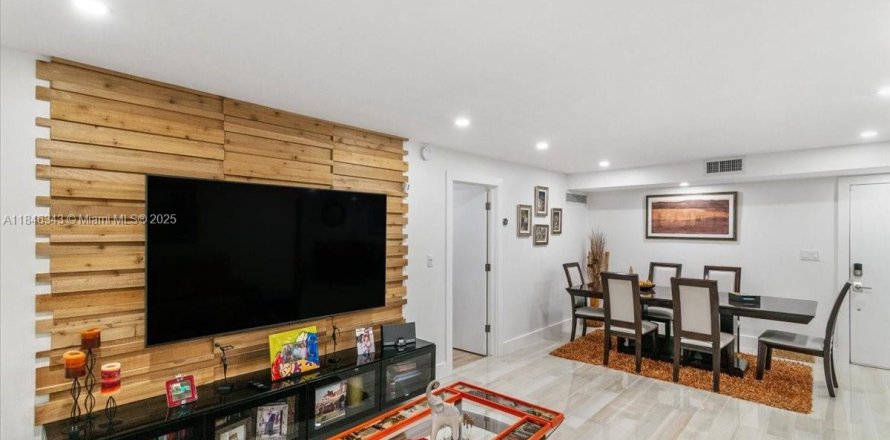 Condo à Coral Springs, Floride, 2 chambres № 1845467