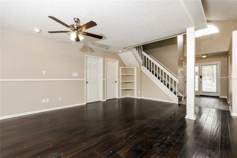 Casa en alquiler en Orlando, Florida, 4 dormitorios, 183.85 m2 № 1795641 - foto 2