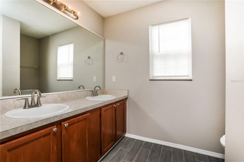 Casa en alquiler en Orlando, Florida, 4 dormitorios, 183.85 m2 № 1795641 - foto 9