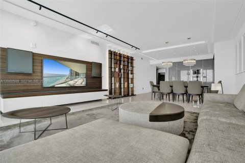 Condo in Sunny Isles Beach, Florida, 3 bedrooms  № 2067369 - photo 11