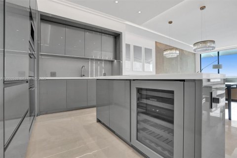 Condo in Sunny Isles Beach, Florida, 3 bedrooms  № 2067369 - photo 17