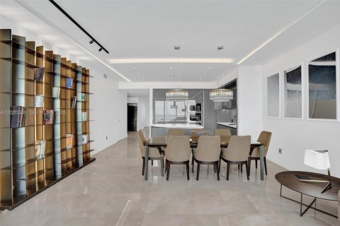 Condo in Sunny Isles Beach, Florida, 3 bedrooms  № 2067369 - photo 20