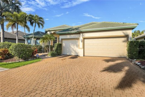 Villa ou maison à vendre à Fort Myers, Floride: 3 chambres, 240.34 m2 № 2128515 - photo 5