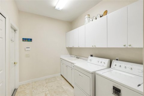 Villa ou maison à vendre à Fort Myers, Floride: 3 chambres, 240.34 m2 № 2128515 - photo 30