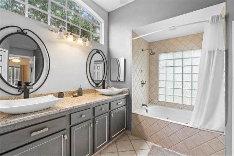 Villa ou maison à vendre à Orlando, Floride: 4 chambres, 240.34 m2 № 2339520 - photo 21