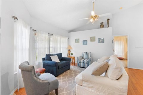 Villa ou maison à vendre à Orlando, Floride: 4 chambres, 240.34 m2 № 2339520 - photo 15