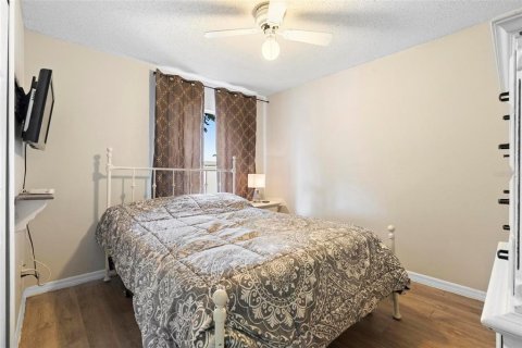 Villa ou maison à vendre à Orlando, Floride: 4 chambres, 240.34 m2 № 2339520 - photo 26