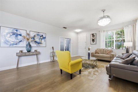 Casa en venta en Clermont, Florida, 3 dormitorios, 217.76 m2 № 2237840 - foto 9