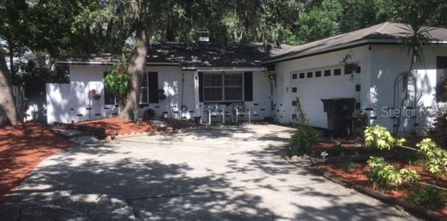 Casa en Brandon, Florida 3 dormitorios, 124.3 m2 № 1903619