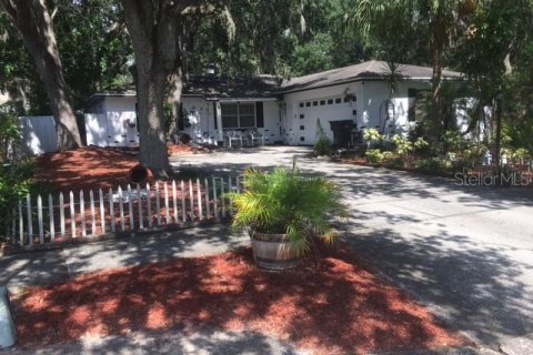 Casa en venta en Brandon, Florida, 3 dormitorios, 124.3 m2 № 1903619 - foto 2