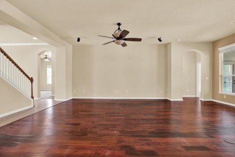 Casa en venta en Land O' Lakes, Florida, 5 dormitorios, 323.95 m2 № 2119731 - foto 18