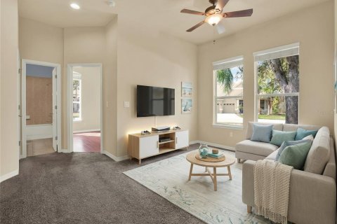 Casa en venta en Land O' Lakes, Florida, 5 dormitorios, 323.95 m2 № 2119731 - foto 7