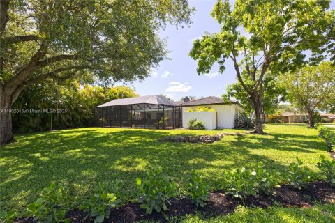 House in Coral Springs, Florida 4 bedrooms, 212.93 sq.m. № 1953517 - photo 28