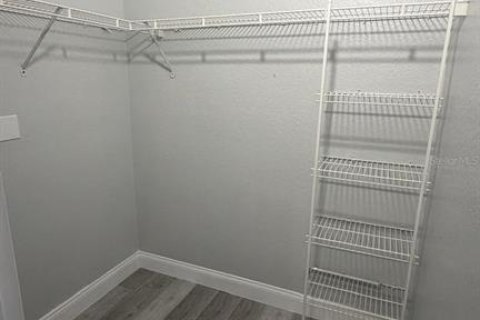 Condo in Orlando, Florida, 3 bedrooms № 2117594 - photo 28