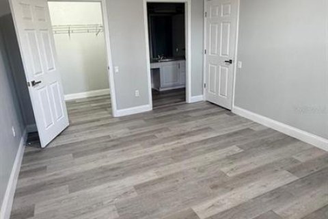 Condo in Orlando, Florida, 3 bedrooms № 2117594 - photo 27