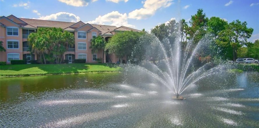 Condo in Orlando, Florida, 3 bedrooms № 2117594