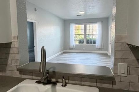 Condo in Orlando, Florida, 3 bedrooms № 2117594 - photo 22