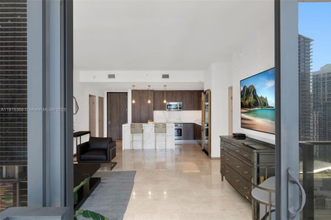 Снять в аренду кондоминиум в Майами, Флорида 1 спальня, 92.34м2, № 1971765 - фото 5